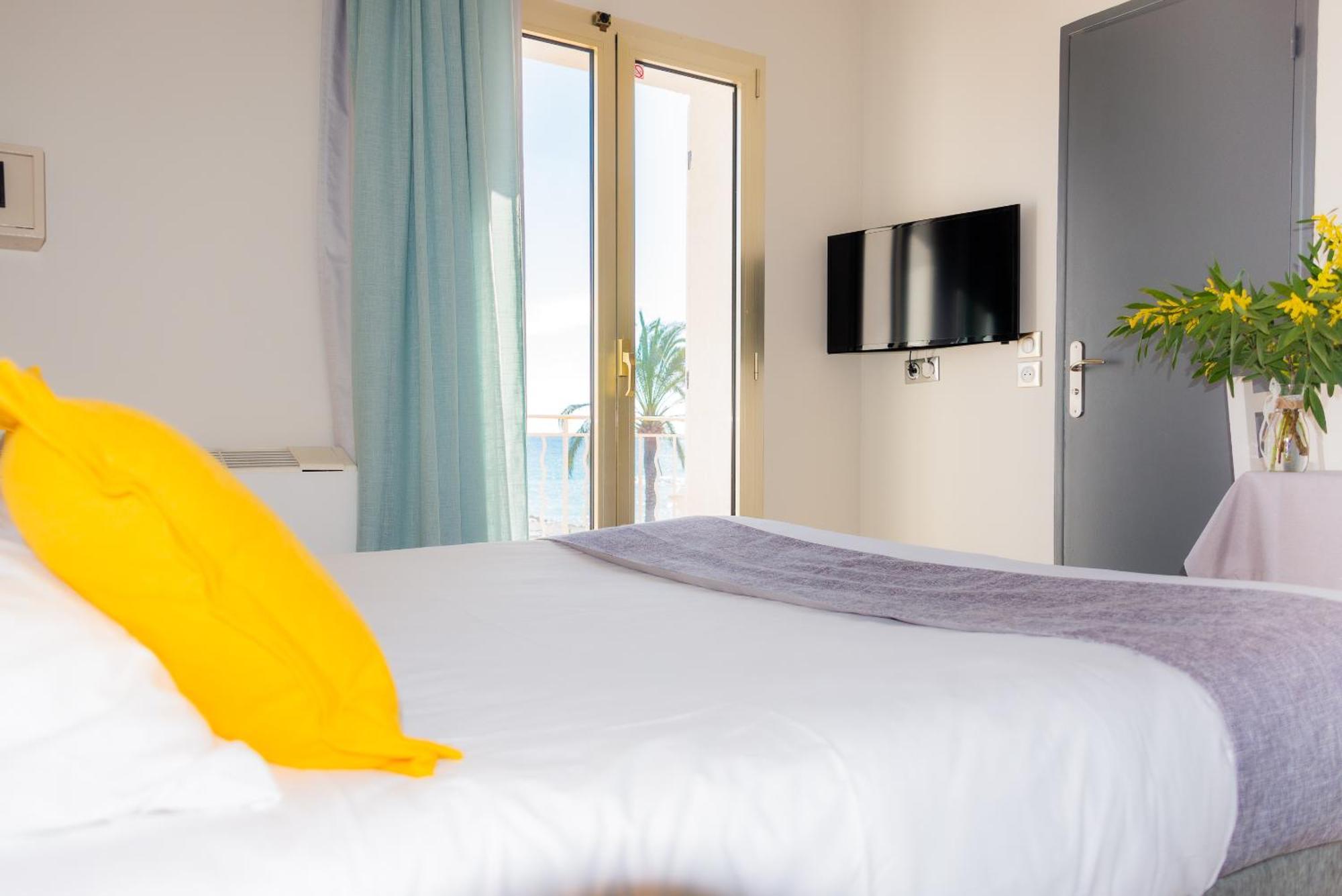 Hotel Et Appartements Reine D'Azur Roquebrune-Cap-Martin Eksteriør bilde