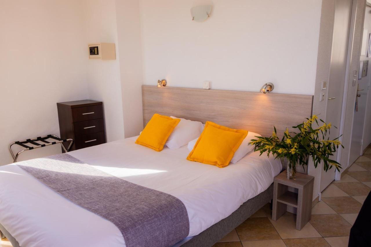 Hotel Et Appartements Reine D'Azur Roquebrune-Cap-Martin Eksteriør bilde