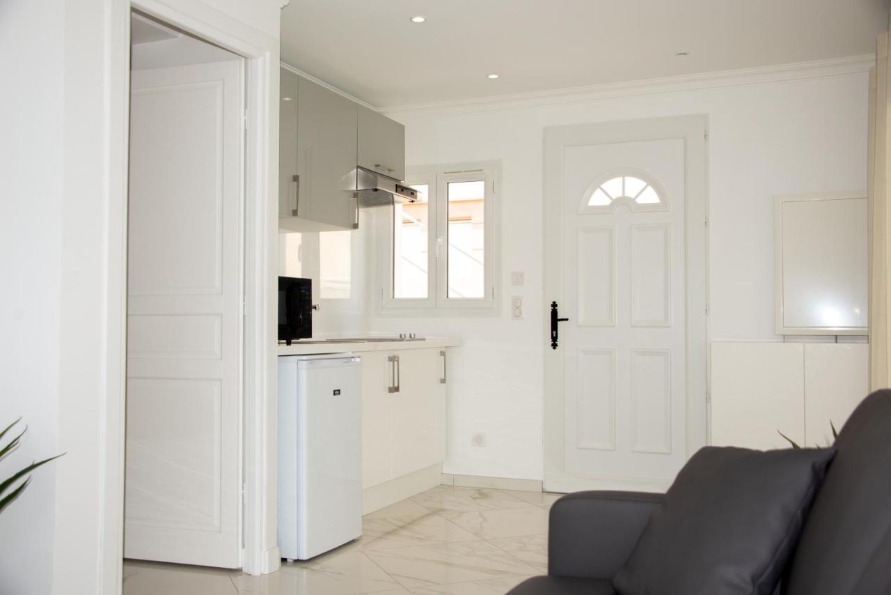 Hotel Et Appartements Reine D'Azur Roquebrune-Cap-Martin Eksteriør bilde